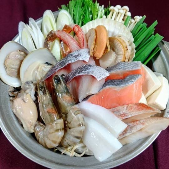 横纲海鲜相扑火锅（7道菜）+2小时无限畅饮 6,990日元