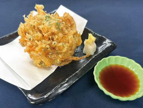 桜エビと新玉ねぎのかき揚げ