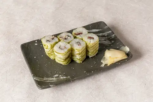 〆サバ昆布巻き