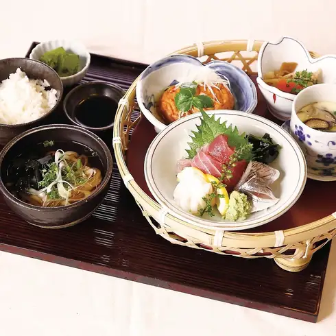 コスパ満点◎江戸沢のランチタイム！様々な食事会に対応します♪