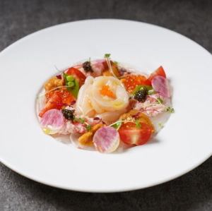 Today's fresh fish and scallop carpaccio ~A feast of luxurious ingredients~