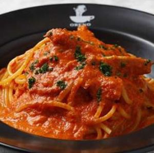 Blue crab spaghetti with tomato cream sauce