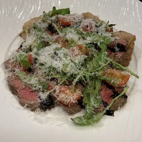 Beef sirloin tagliata with balsamic sauce