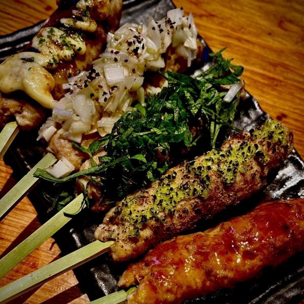 【つくねで一杯！】タレはもちろん、変わり種もご用意！10種類の中から好きな味をみつけ出せ！