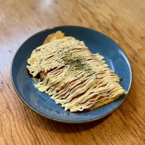 This is a must-try at a casual izakaya! Tonpei-yaki