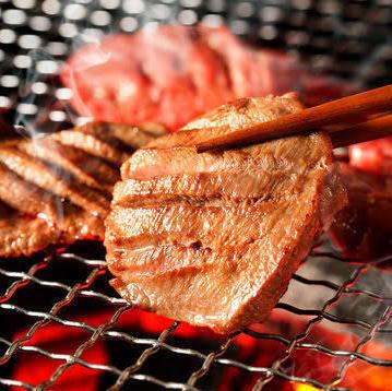 宮城名物！厚切り牛タン焼き