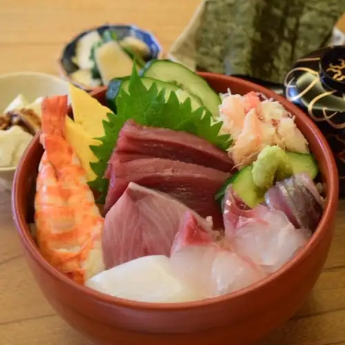 Lunch: "Chirashi Sushi"