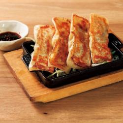 철판 막대 만두