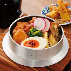 鶏と舞茸釜飯定食