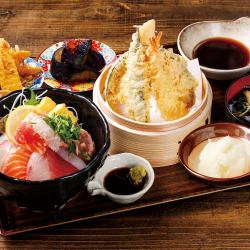 海鮮丼と天ぷら定食