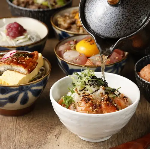 出汁バーで天ぷらの新たな一面をお楽しみください