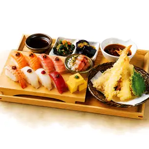 Nigiwai 寿司天妇罗套餐