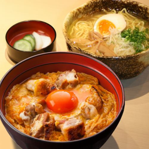 Ultimate oyakodon and mini whole chicken ramen set