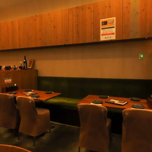 Enjoy a relaxing time in our warm, Japanese-style interior.