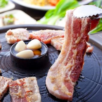 [Using special sauce] Samgyeopsal with green onion and salt 7-course course 1 serving 3000 yen (tax included) *1 serving 1650 yen (tax included)