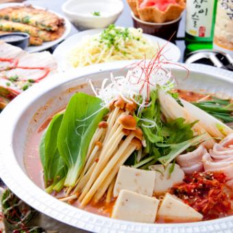 [You can choose your main dish from iron plate or hot pot♪] Food only course, 7 dishes, 3,000 yen (tax included) *No all-you-can-drink option