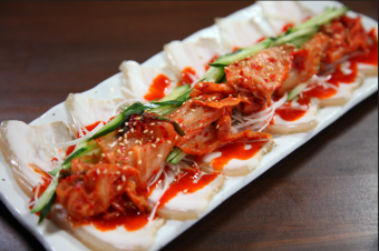 Special Chojang soft steamed pork kimchi