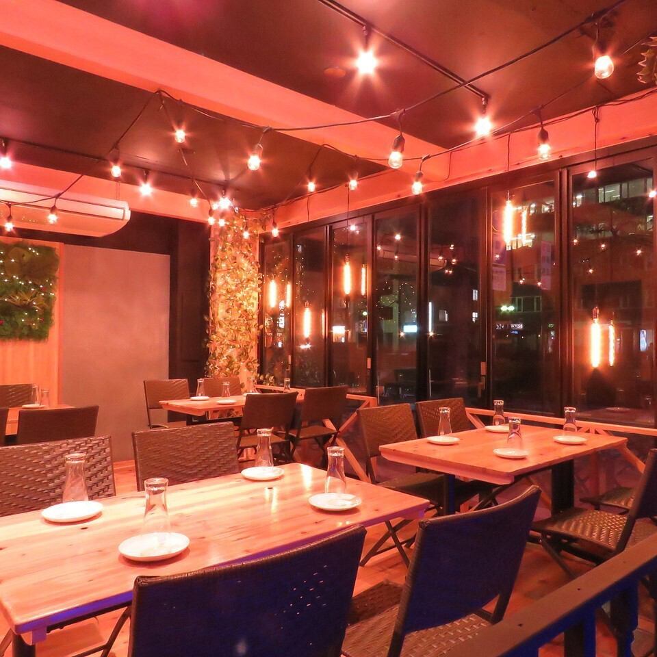 推荐用于各种宴会，例如公司聚会。最多可供 20 人使用！