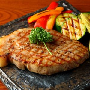 豚肉のタンドール焼き ～自家製ソース添え～