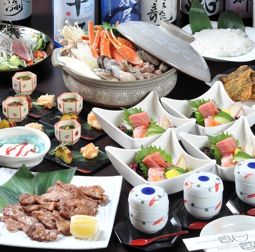 5000円の飲み放題付コースは大人気!