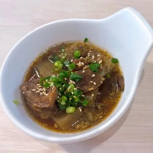 炖国产牛筋和魔芋