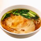 フカヒレ姿煮2枚入りそば/豚肉と高菜そば