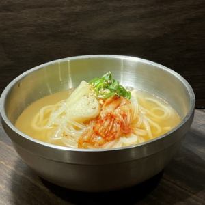 〆の冷麺