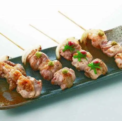 香り豊かな炭火焼き料理