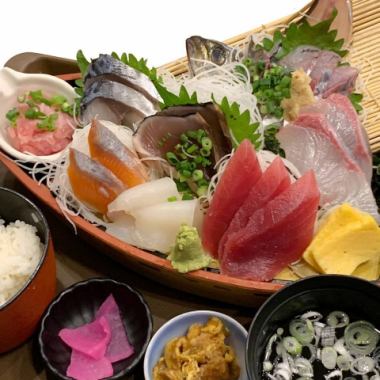 【歓送迎会】舟盛りで盛り上がる！120分飲み放題付きプラン