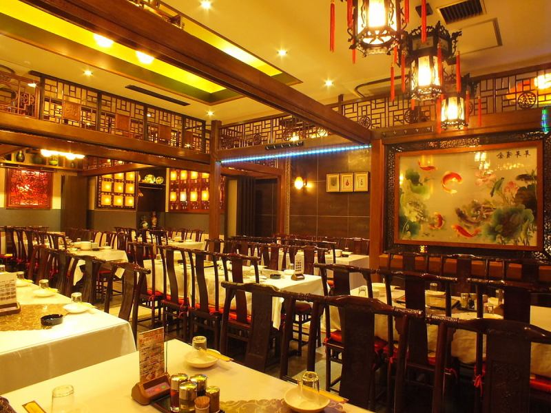 [3-minute walk from Kanda Station] The calm interior is inspired by the atmosphere of an authentic Chinese restaurant.The interior is also carefully selected.The luxurious space decorated with glittering Chinese furniture is ideal for corporate banquets.