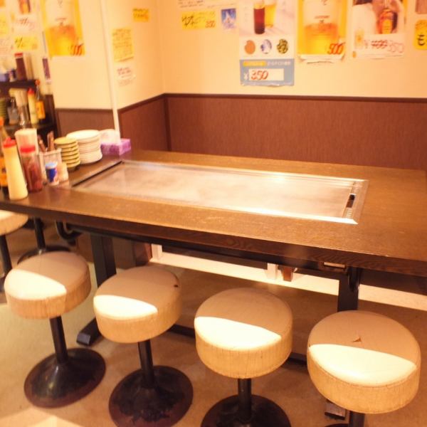 所有桌椅都附有鐵板★Jugeuu享受你最喜歡的okonomi！