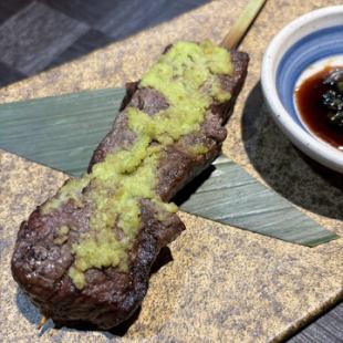 【逸品】国産 和牛串焼き100グラム(1本)