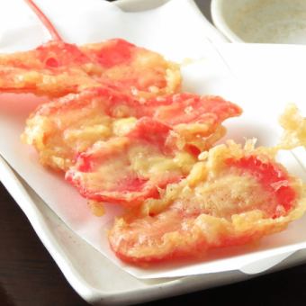 Red pickled ginger tempura