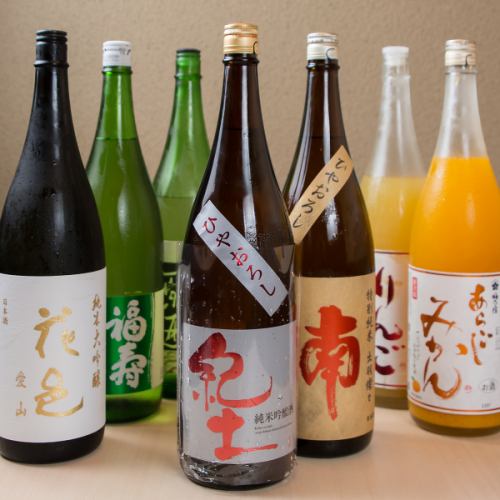 豊富な銘酒に酔いしれる