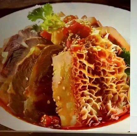 15.牛スネと牛モツの四川風和え
