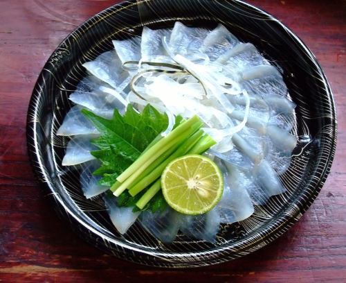 Fuku sashimi