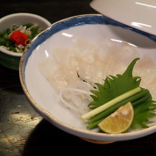 Mini Fukusashimi (with calf skin) (mid-September to early May)