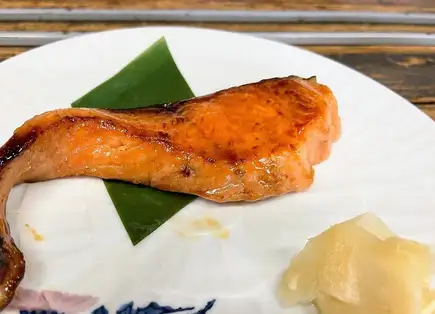 【柿丘特色菜】選擇您的套餐…(味噌醃製烤鮭魚)4,000日元