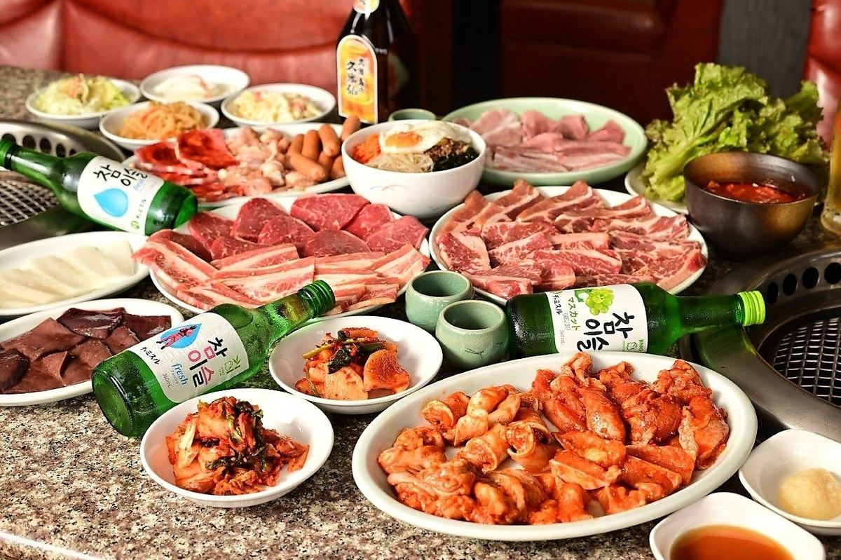 お子様連れのご家族にも大人気♪焼肉食べ放題ランチ♪