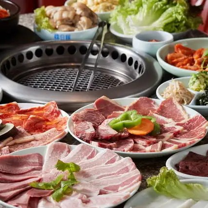 【夜も充実】サラダバー付き!ディナー焼肉食べ放題!カルビ3種食べ比べなど全29品2680円(税込)