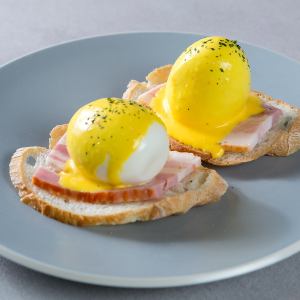 eggs Benedict