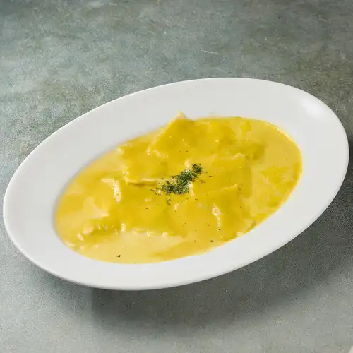 Ravioli with seasonal sauce