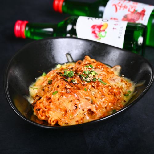 お酒に合う韓国料理も!