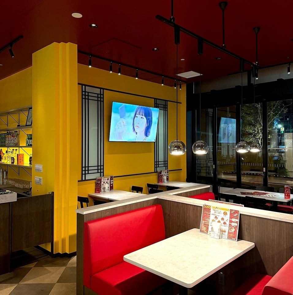 韓国を存分に♪K-POP音楽、動画が流れる店内で本格韓国料理を♪