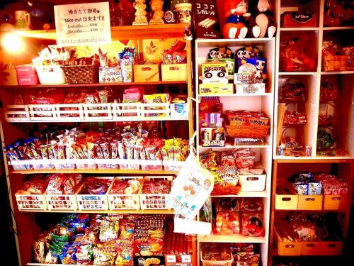 Candy shelf