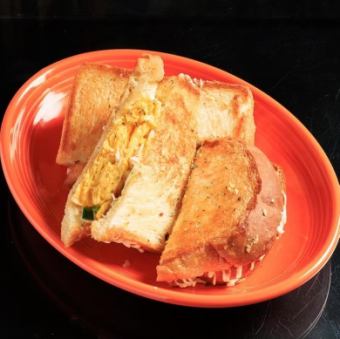 鉄板ホット卵サンド