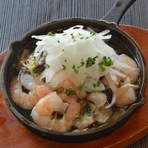 Shrimp and mushroom ahijo