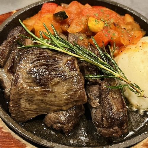 エゾシカばら肉の香草オーブン焼き