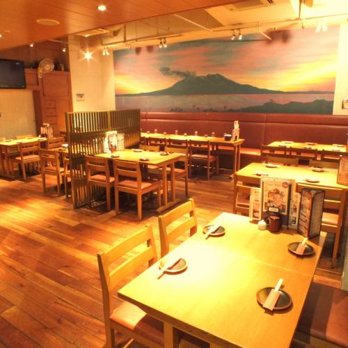 "Floor charter" Table seats that can be chartered for 50 people or more while looking at Sakurajima Up to 80 when standing