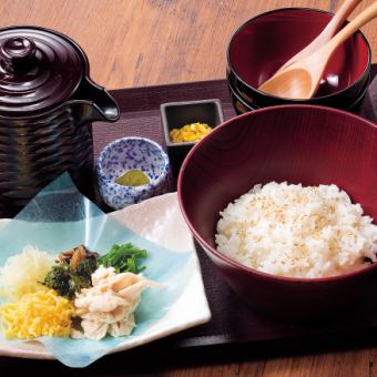 Web only ☆ All-you-can-drink included 8 dishes 4,500 yen ☆ Charcoal-grilled Kurobuta pork, Kushikino satsumaage, and Amami chicken rice course